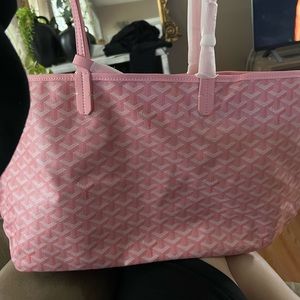 Large tote